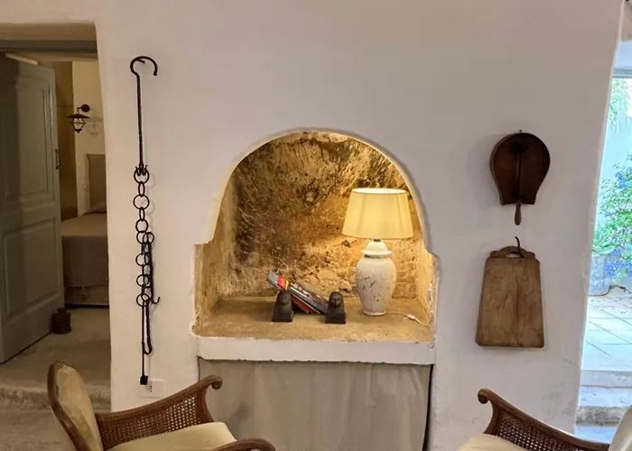 Casa Antica Tuie Tuglie