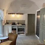 Homestay Casa Antica Tuie *