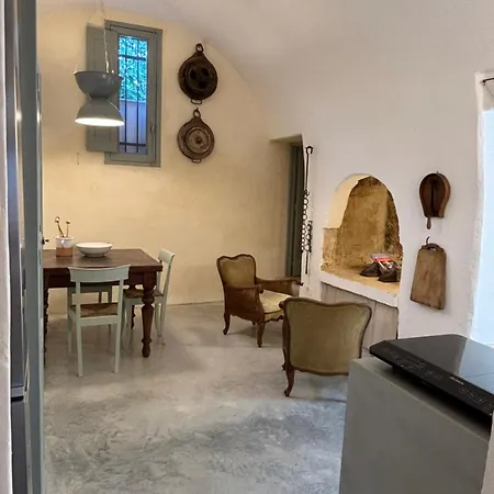 Casa Antica Tuie *