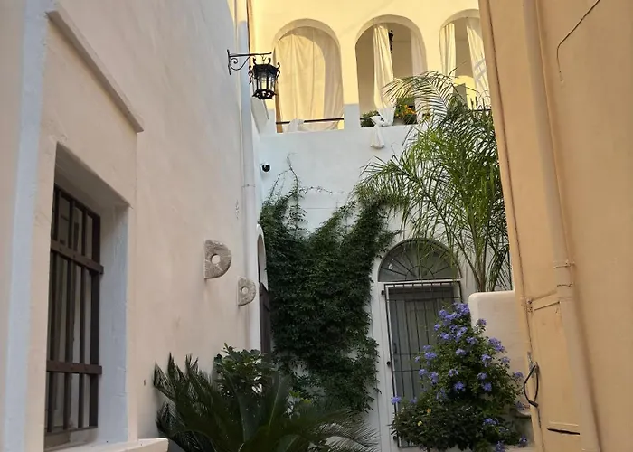 Casa Antica Tuie