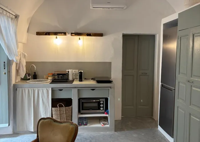 Δωμάτια σε οικογενειακή κατοικία Casa Antica Tuie *